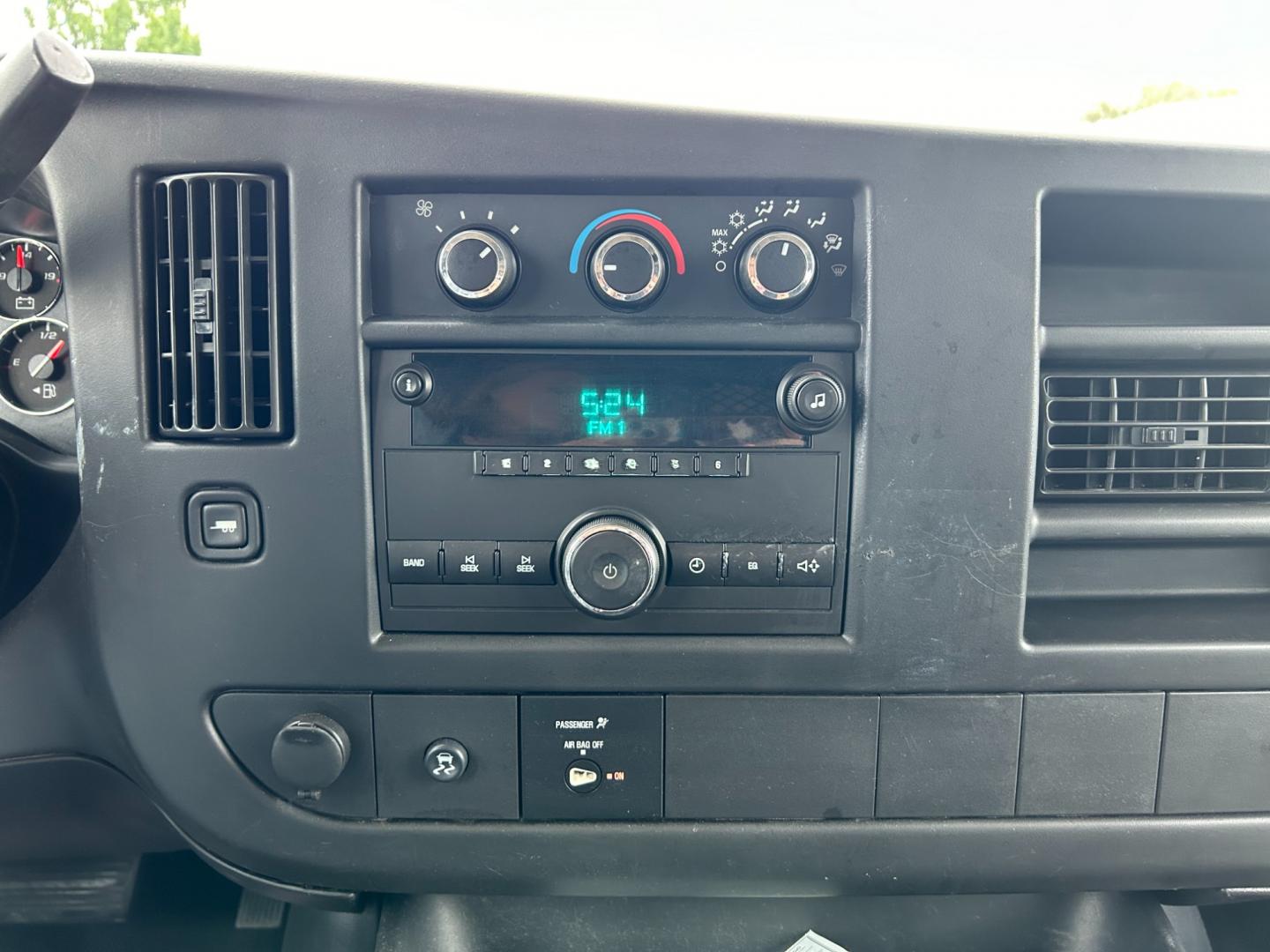 2011 White /Gray Chevrolet Express 2500 Cargo (1GCWGFCB9B1) with an 6.0L V8 DOHC 16V engine, 4-Speed Automatic transmission, located at 17760 Hwy 62, Morris, OK, 74445, (918) 733-4887, 35.609104, -95.877060 - Photo#11